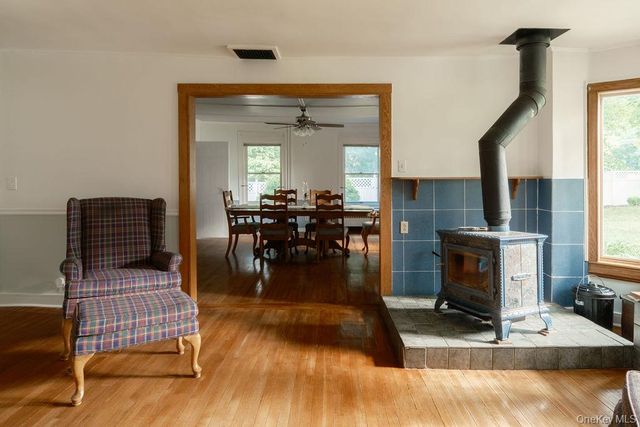 2327 Salt Point Turnpike, Clinton Corners, NY 12514