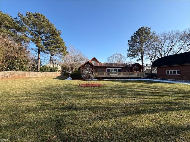 1517 Baycliff LN, Virginia Beach, VA 23454