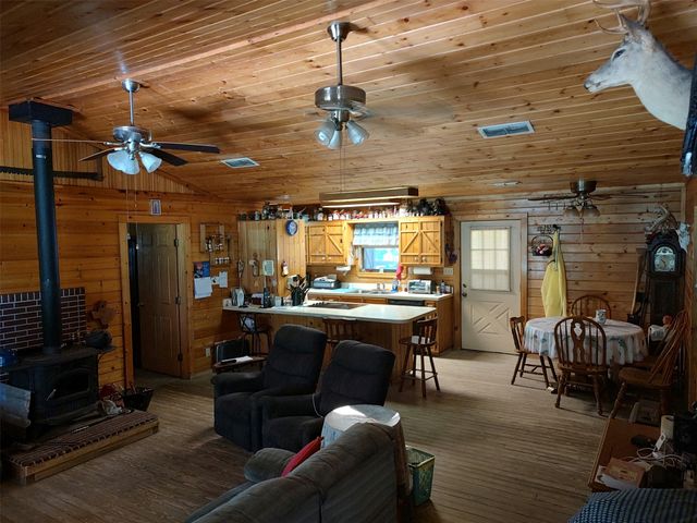 1061 County Road 1807, Yantis, TX 75497