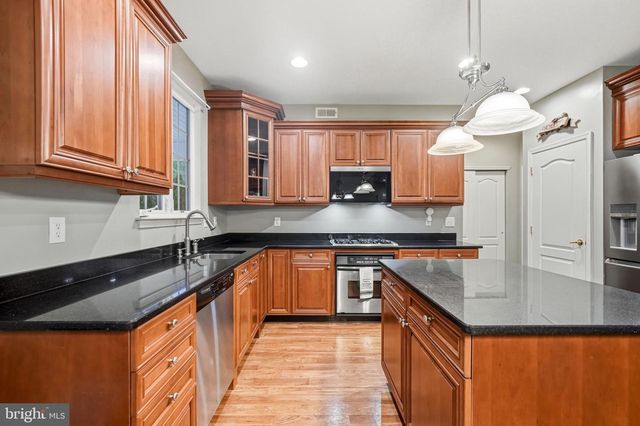 127 FOXWOOD TER, Mount Royal, NJ 08061