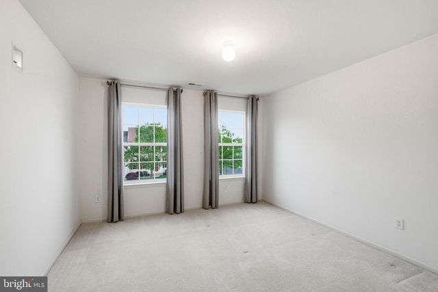 127 FOXWOOD TER, Mount Royal, NJ 08061