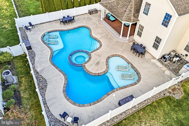 127 FOXWOOD TER, Mount Royal, NJ 08061