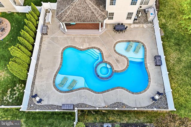 127 FOXWOOD TER, Mount Royal, NJ 08061