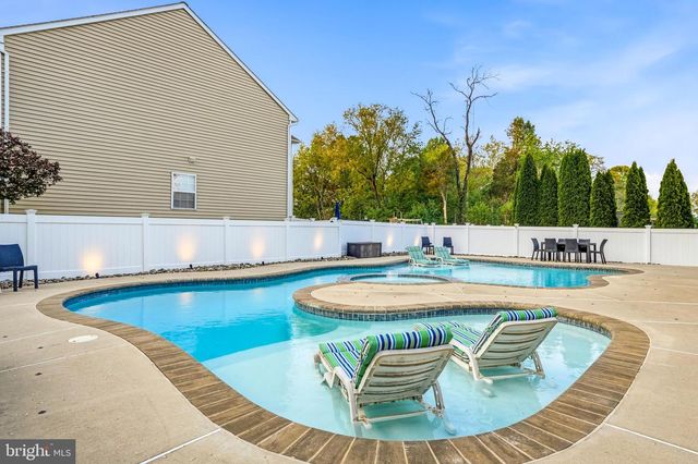 127 FOXWOOD TER, Mount Royal, NJ 08061