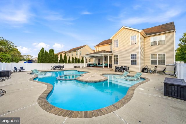 127 FOXWOOD TER, Mount Royal, NJ 08061