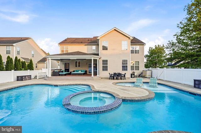 127 FOXWOOD TER, Mount Royal, NJ 08061