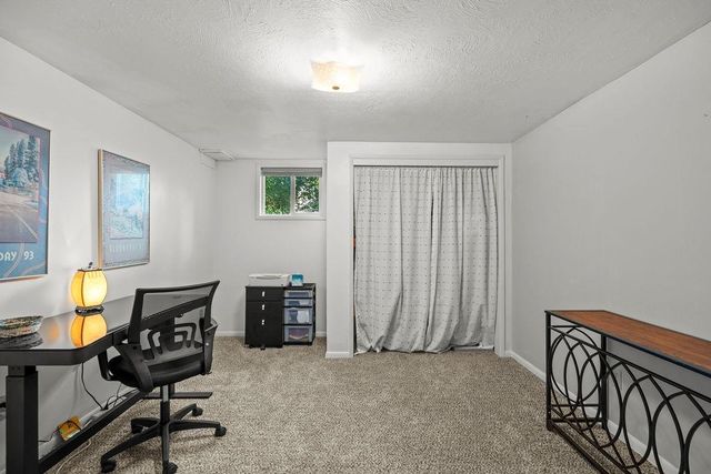 13811 S Finney St, Medical Lake, WA 99022