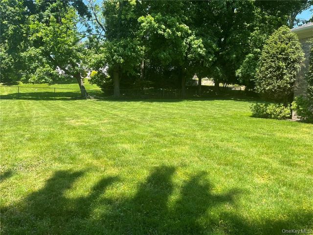 142 Oakland Avenue, Harrison, NY 10528