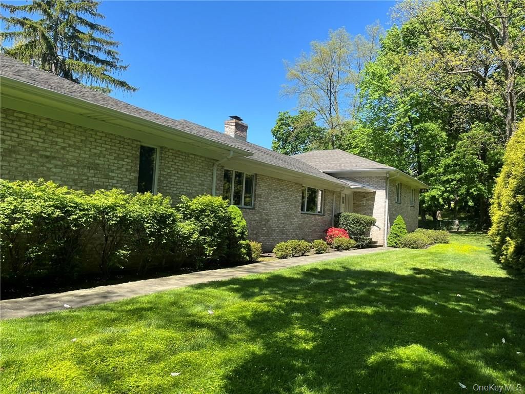 142 Oakland Avenue, Harrison, NY 10528