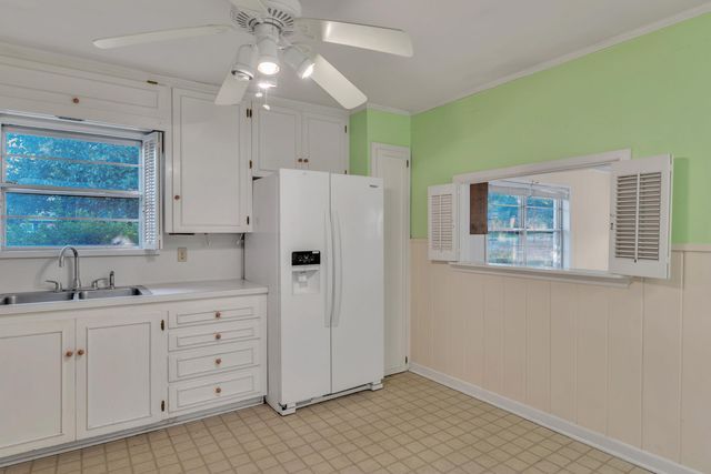 405 Hilllmont Ave, Longview, TX 75601