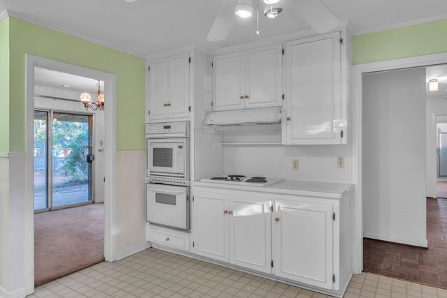 405 Hilllmont Ave, Longview, TX 75601