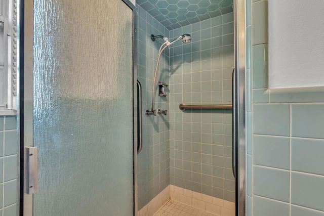 405 Hilllmont Ave, Longview, TX 75601