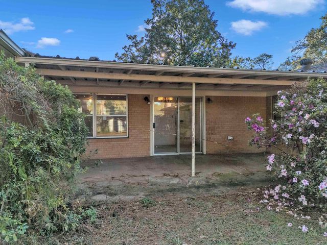 405 Hilllmont Ave, Longview, TX 75601