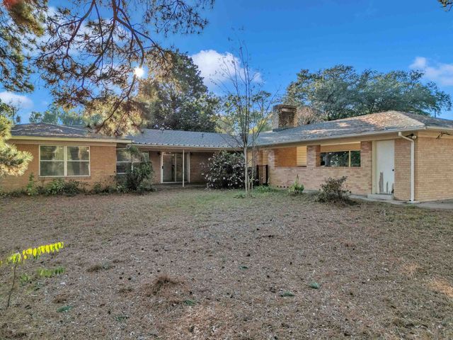 405 Hilllmont Ave, Longview, TX 75601