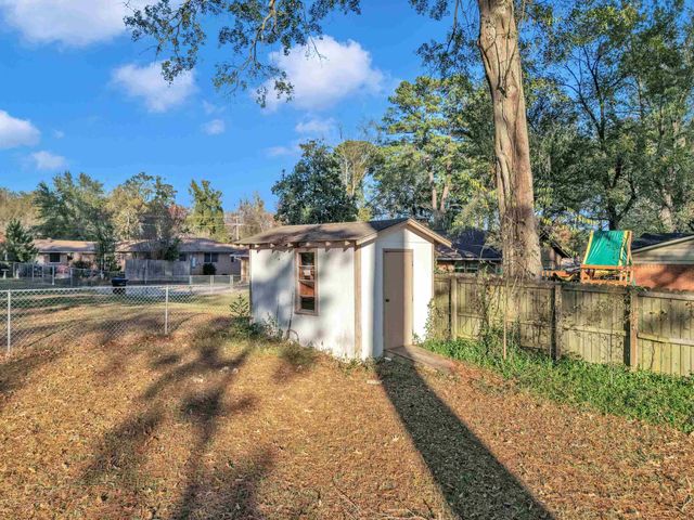 405 Hilllmont Ave, Longview, TX 75601