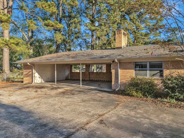 405 Hilllmont Ave, Longview, TX 75601