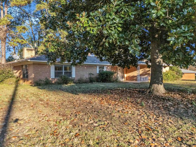 405 Hilllmont Ave, Longview, TX 75601