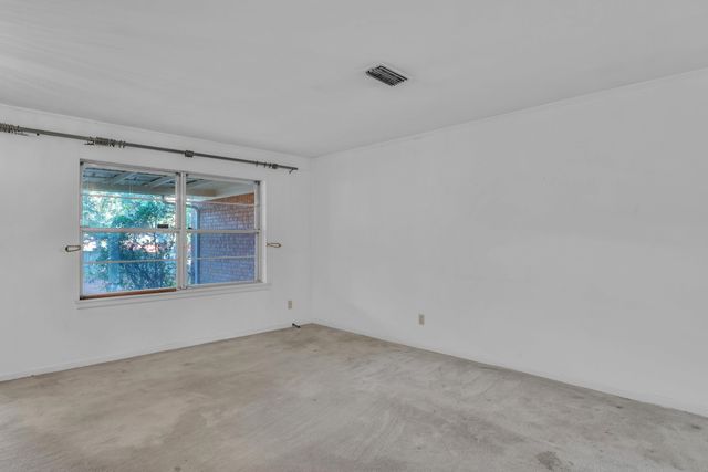 405 Hilllmont Ave, Longview, TX 75601