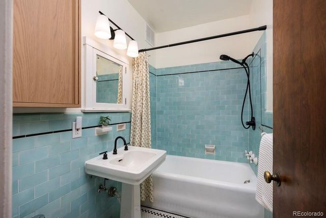 963 N Logan Street 3, Denver, CO 80203