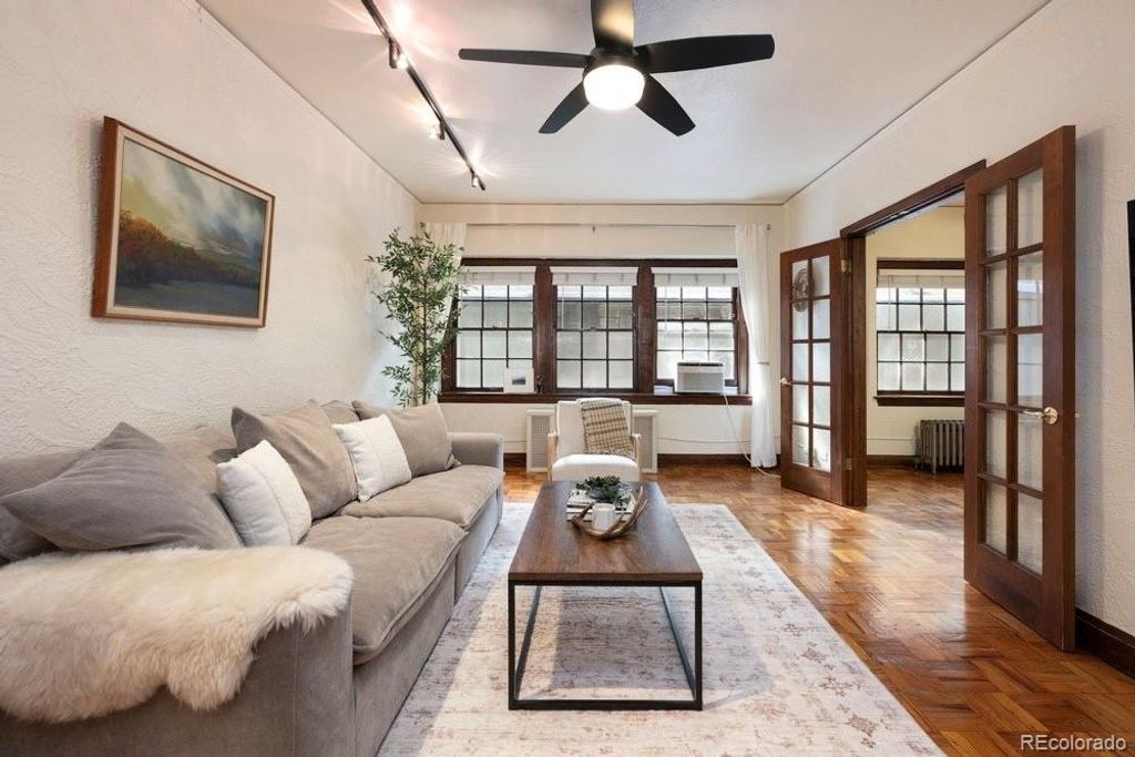 963 N Logan Street 3, Denver, CO 80203