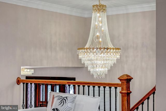 8706 BRAEBURN DR, Annandale, VA 22003