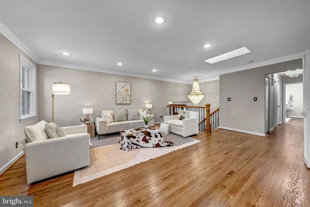 8706 BRAEBURN DR, Annandale, VA 22003