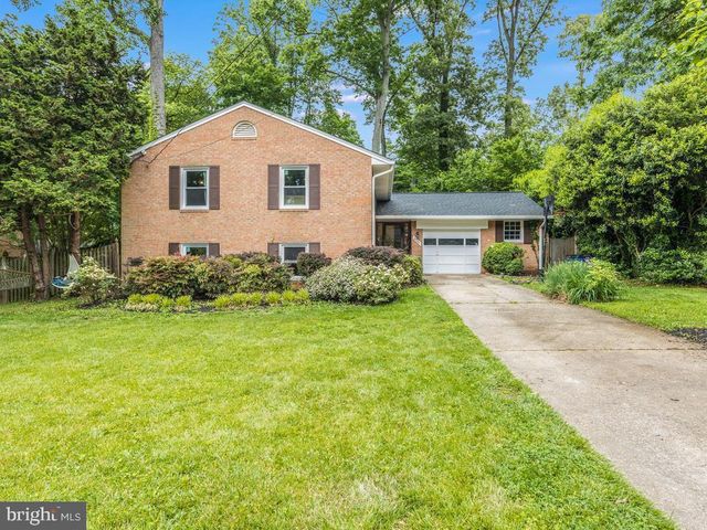 8706 BRAEBURN DR, Annandale, VA 22003