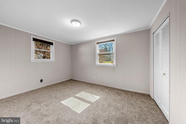 8706 BRAEBURN DR, Annandale, VA 22003