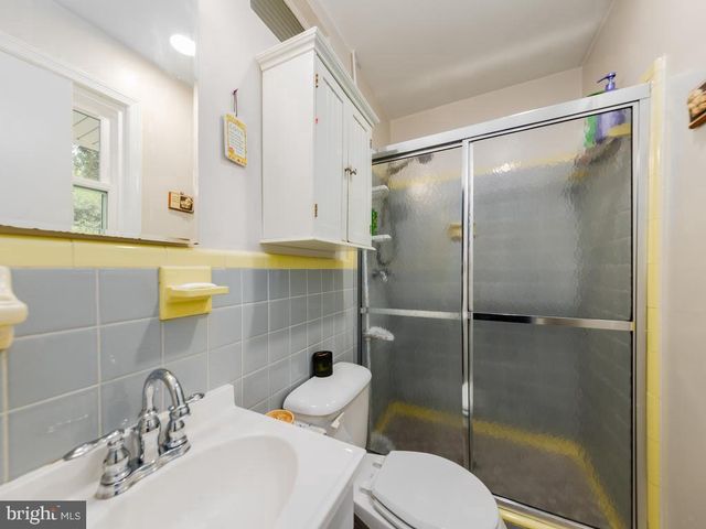 8706 BRAEBURN DR, Annandale, VA 22003