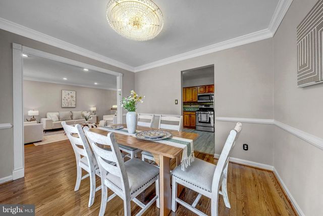 8706 BRAEBURN DR, Annandale, VA 22003