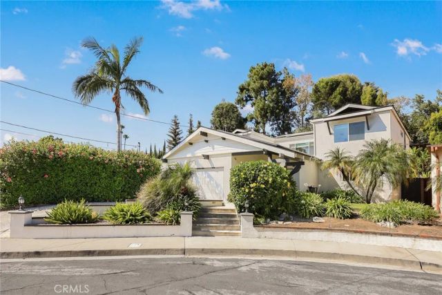 3929 El Moreno, La Crescenta, CA 91214