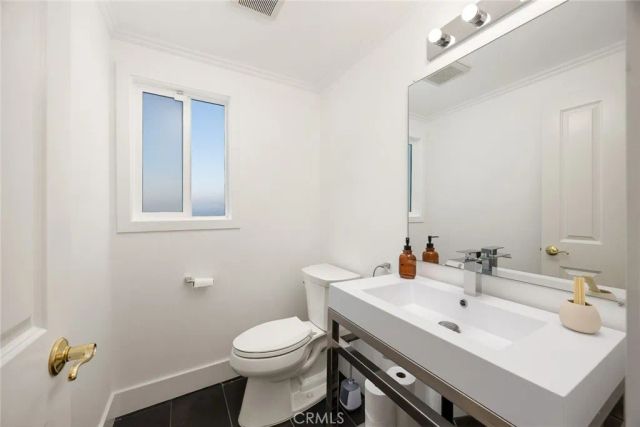 3929 El Moreno, La Crescenta, CA 91214