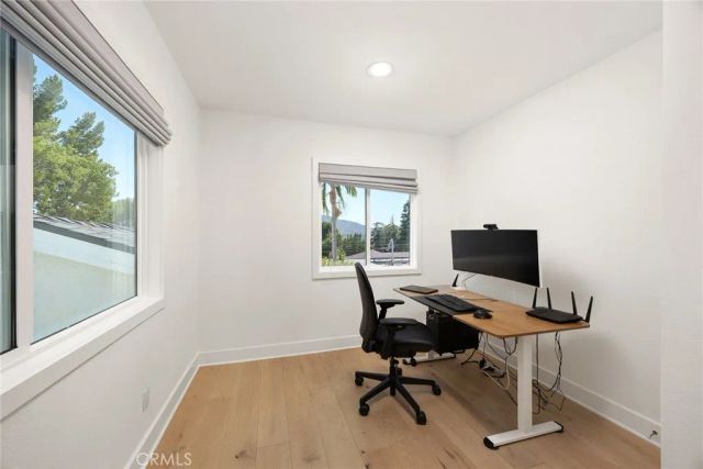 3929 El Moreno, La Crescenta, CA 91214