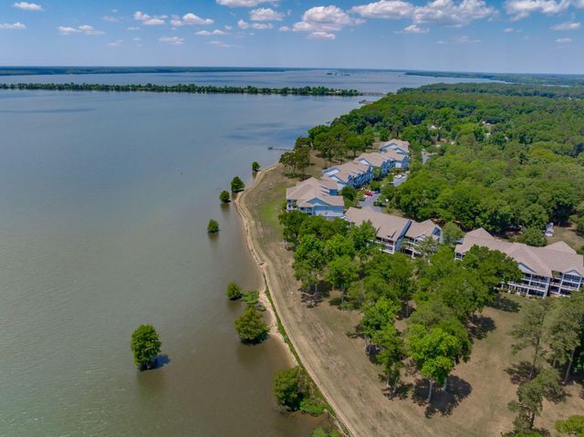 1184 Bridgeview Lane E104, Summerton, SC 29148