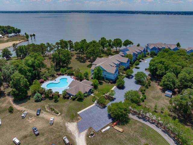 1184 Bridgeview Lane E104, Summerton, SC 29148