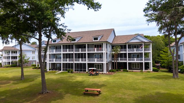 1184 Bridgeview Lane E104, Summerton, SC 29148