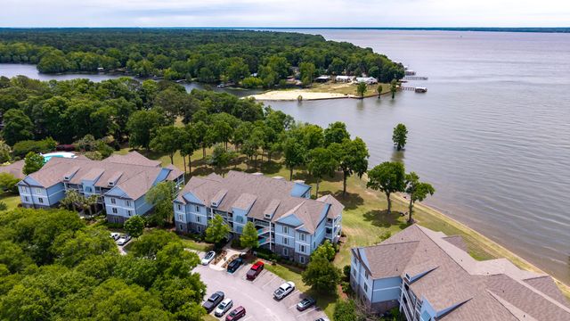 1184 Bridgeview Lane E104, Summerton, SC 29148