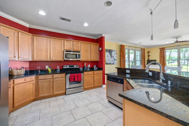 1184 Bridgeview Lane E104, Summerton, SC 29148
