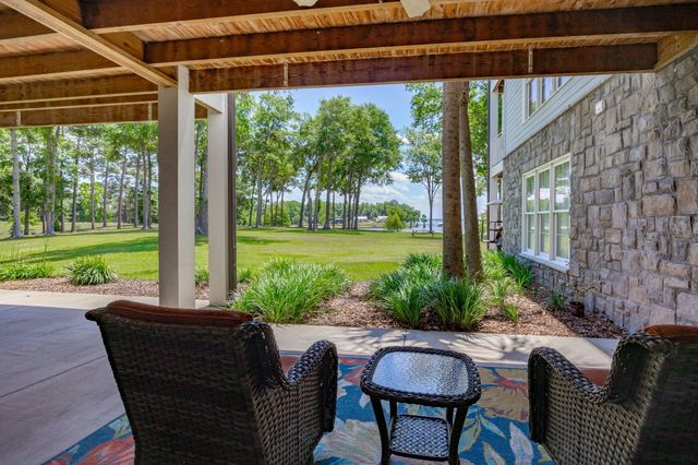 1184 Bridgeview Lane E104, Summerton, SC 29148