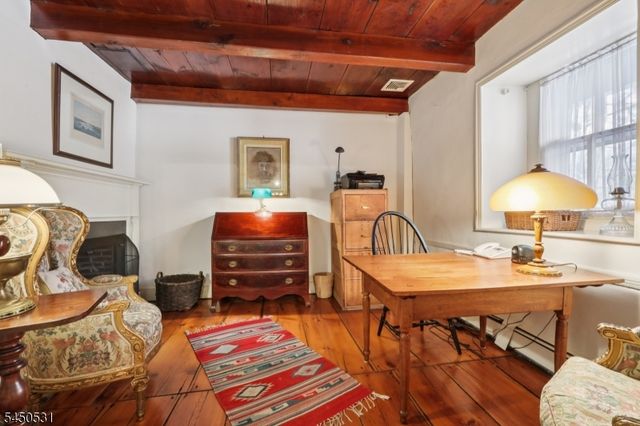 164 E Saddle River Rd, Saddle River Boro, NJ 07458