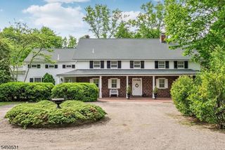 164 E Saddle River Rd, Saddle River Boro, NJ 07458
