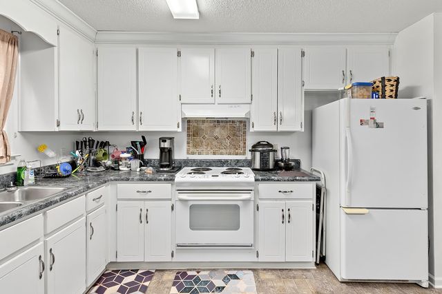 174 Joe Walding Drive, Midland City, AL 36350