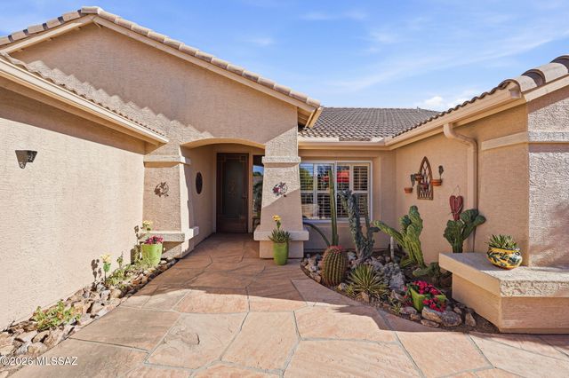 1018 N Cowboy Canyon Drive, Green Valley, AZ 85614