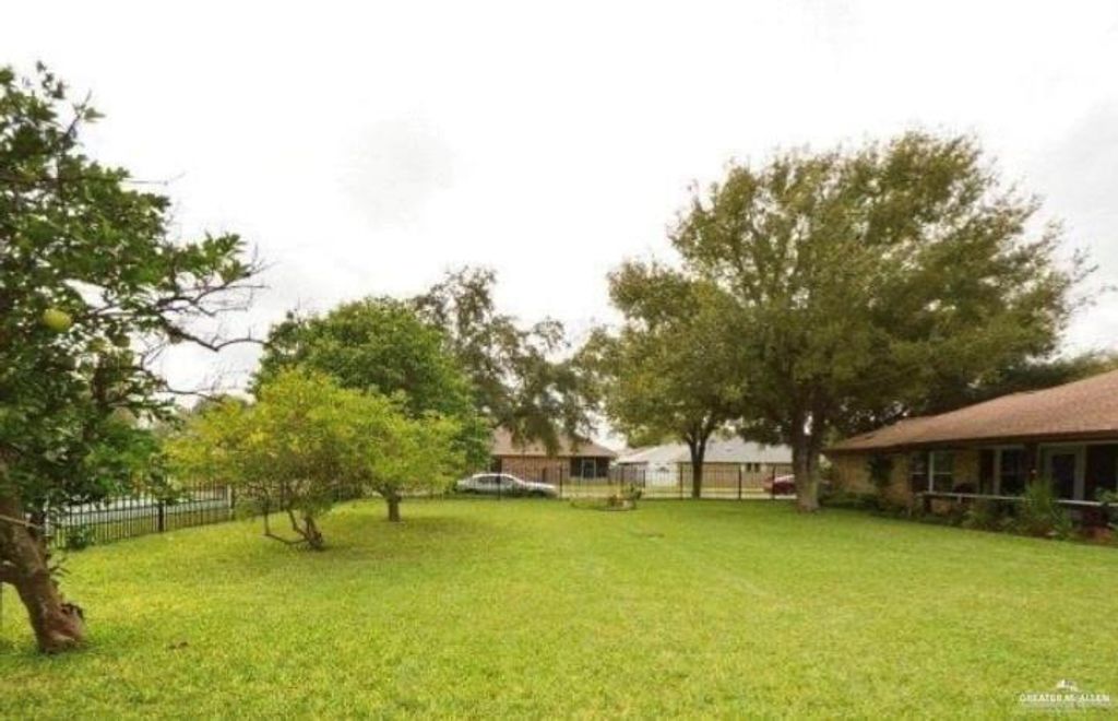 1813 E 23rd Place, Mission, TX 78574
