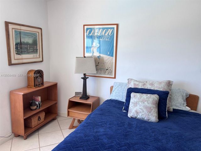 100 Lincoln Rd 542, Miami Beach, FL 33139