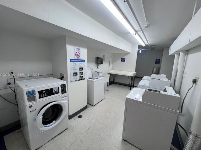 100 Lincoln Rd 542, Miami Beach, FL 33139