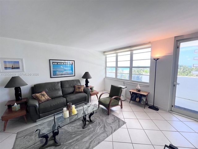 100 Lincoln Rd 542, Miami Beach, FL 33139
