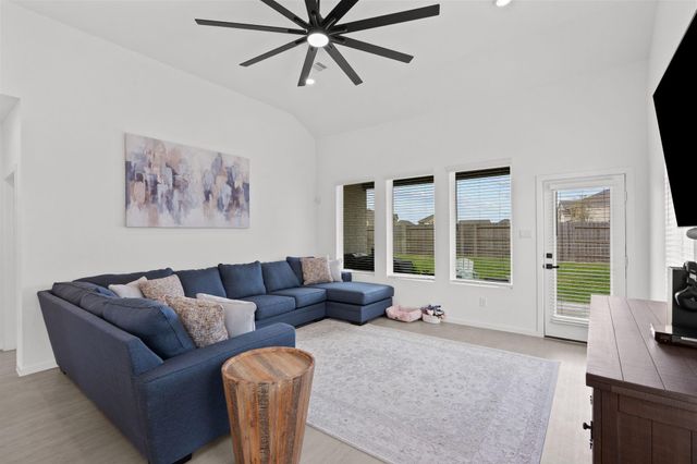 13716 Windward Mist Drive, Texas City, TX 77568