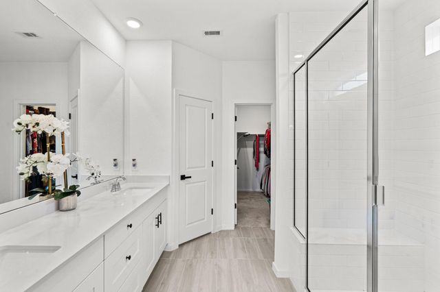 13716 Windward Mist Drive, Texas City, TX 77568