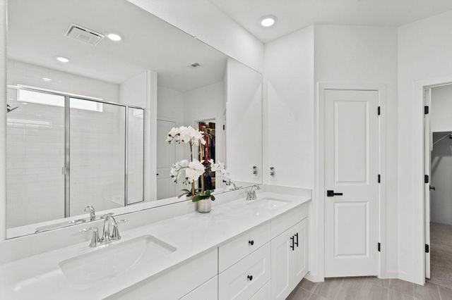 13716 Windward Mist Drive, Texas City, TX 77568